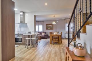 Cosy House in San Bartolomé de Pinares with Mountain View - 6