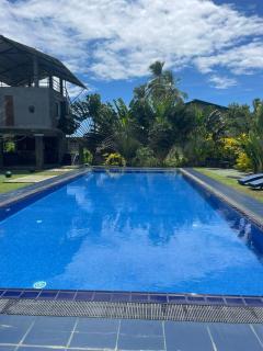 Tropical Garden Resort - 8