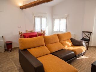 Charming house in Arnedillo with terrace - 1
