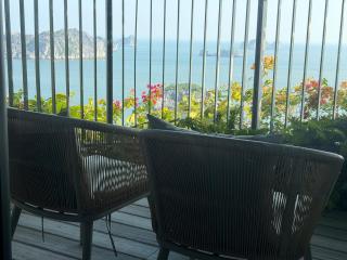 Cat Ba Luxury Resort - Cat Ba - 7