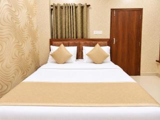 Hotel Royal Lagoon by CN-Nxt to Railway stn - 9