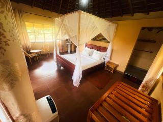 Tangi Safari Lodges Ltd - 6