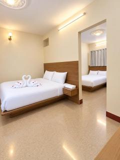 Birds Nest Hostel - 8