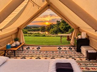 Riverside Glamping Resort Kanchanaburi - 6