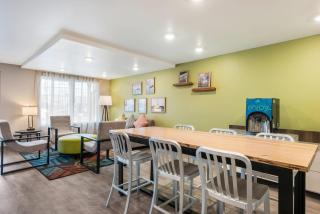 WoodSpring Suites Linden - 3