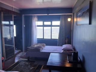 Mountain View stay Mall Road Chowrasta, Darjeeling - 0