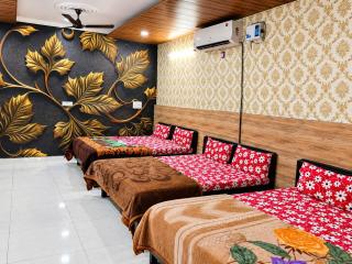 Ganpati Family Guest House - 8
