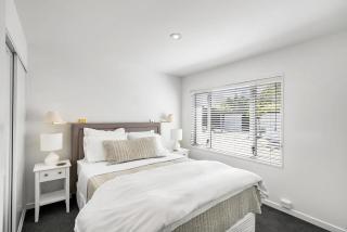 KaleidoNook - 3BR with Parking & Private Yard - 9
