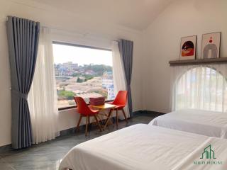 Milo House - 4