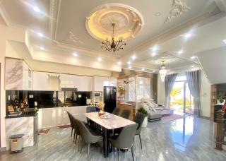 Milo House - 2