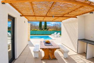 Beautiful villa with private pool on peaceful location, village Sveti Kirin - 9