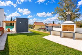 Beautiful villa with private pool on peaceful location, village Sveti Kirin - 6