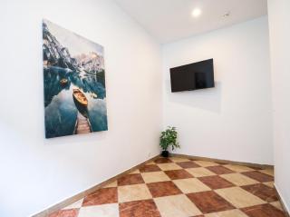 Bright 1-Bedroom Apartment with Spacious Living Room - Wien - 1