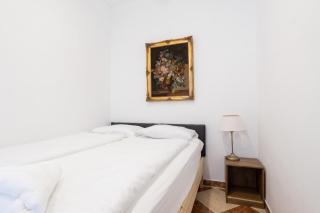 Long-Term 1BR Apartment Easy Transport Access - 5