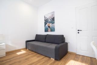 Long-Term 1BR Retreat Near Westbahnhof - 9