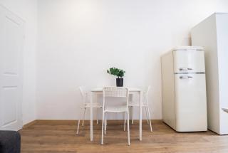Long-Term 1BR Retreat Near Westbahnhof - 8