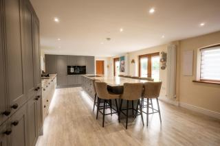 Luxury Home, The Residence Sleeps 10, 2 Hot Tubs & Scenic Views near Durham & Bishop Auckland - Durham - 3
