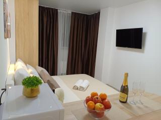Kyiv apartment - світло та тепло - підземний паркінг-сховище - 2