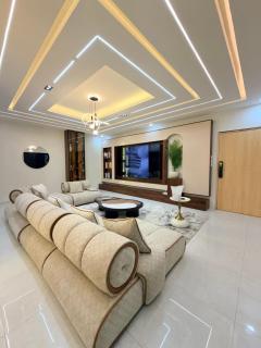 Royal Garden Suite - 0