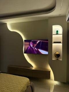 Royal Garden Suite - 2