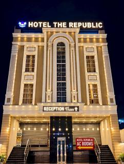 Hotel The Republic Chandigarh Zirakpur - 0
