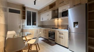 Large, secure family apartment - 6