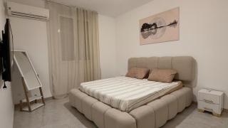 Large, secure family apartment - 1