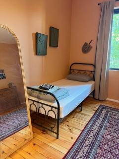 Cozy Art Apartment, Sofia Centre, NDK - 3