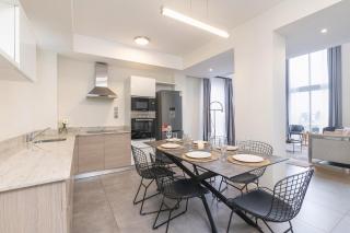 Capital M Penthouse 3-Bed, Pool, Gym By Yourhost - 7