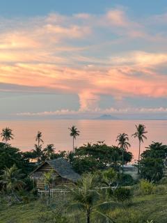 Om Namasté Beachhouse and Cottages - 1