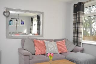 Lewis Lodge - 7