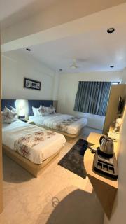 Hotel Royal Square - 2