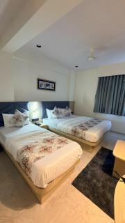 Hotel Royal Square - 1