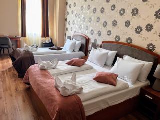 Six Inn Hotel Budapest - Boedapest - 6