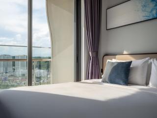 Khách sạn Citadines Marina Hạ Long - 1
