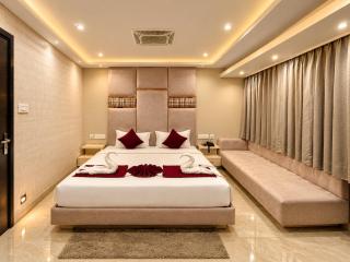 The Luxme Front of Puri Sea Beach - 5