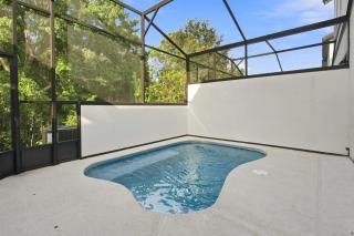 Near Disney Pool Townhome with Avatar & Inside Out - 9