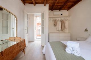 Silvia Como House by "The House Of Travelers" - 4