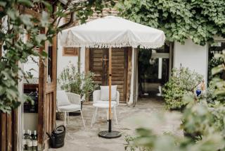Weinek's Weinlodge - 2