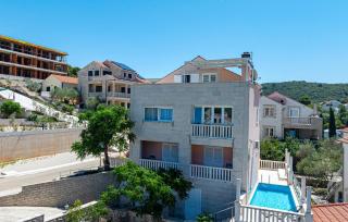 Cozy Home In Zrnovska Banja With Private Swimming Pool, Can Be Inside Or Outside - 5