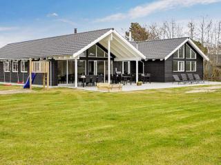 5 star holiday home in Blåvand - 7