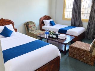 RedApple Hotel - 0
