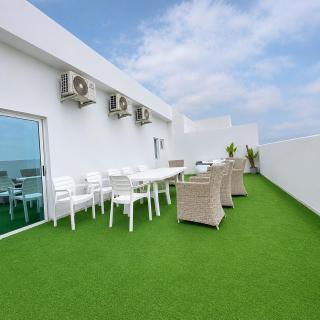 Appart familial grand balcon vue sur la ville - 5
