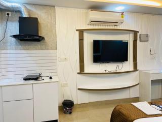 The Starfish Studio - 3