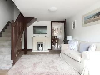 Woodpecker Cottage - 2