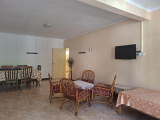 Pereybere Beach Apartments - 9