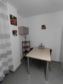 FLH - Homi City Studio with AC - 1