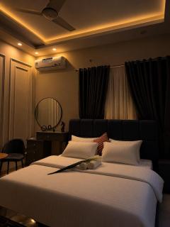 Designer 1Bed Cloud Suite - 6