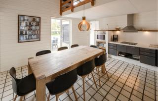 Gorgeous Home In Ebeltoft With Sauna - 4