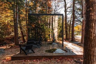 The Moss Rock Mirror Cabin + Spa at Smuggs Notch - Cambridge - 5
